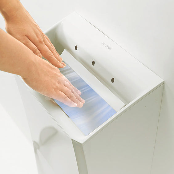 ハンドドライヤー