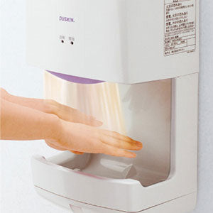 ハンドドライヤー